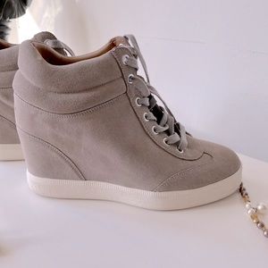 Via spiga gray samaire heeled wedge sneaker size 9